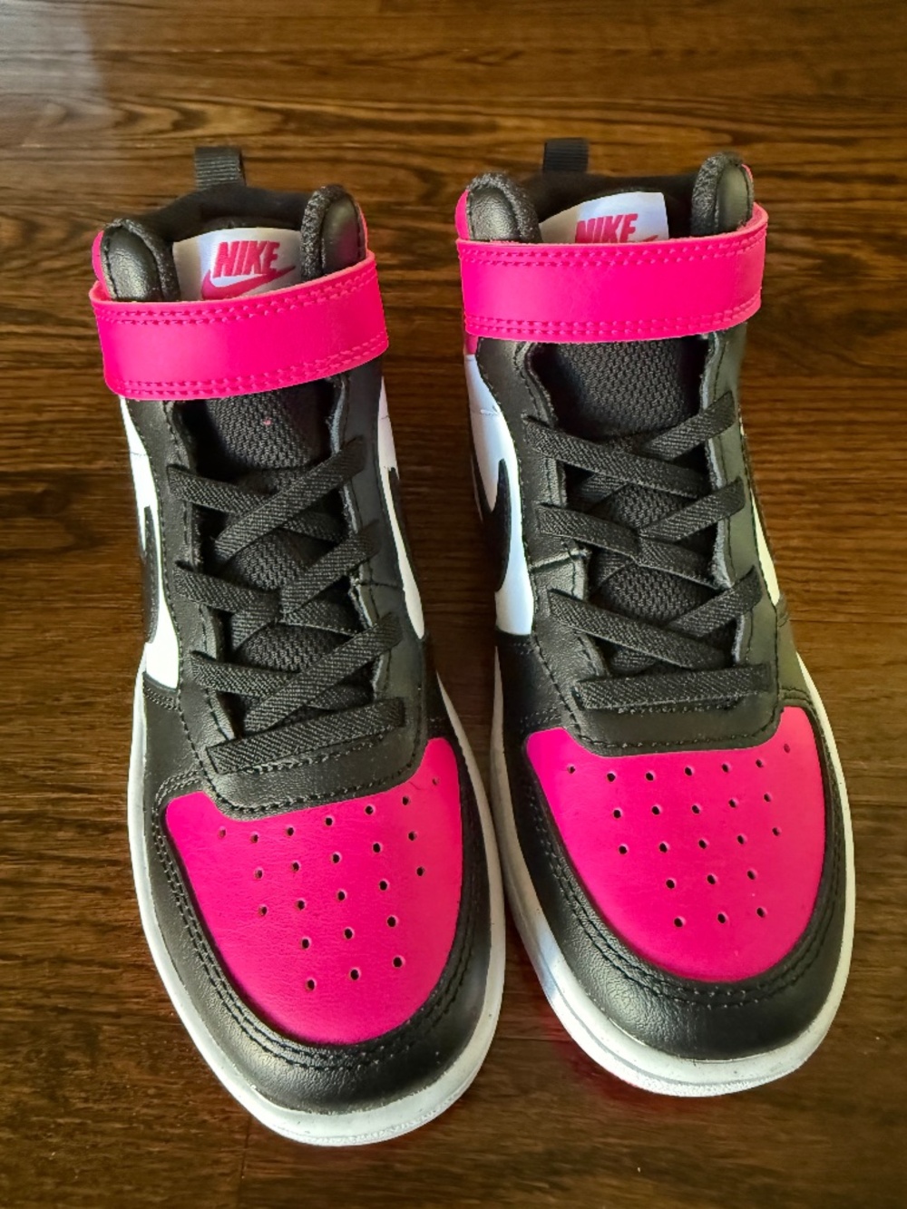 Nike Court Borough Mid 2 Kids’ high-top sneakers Size 1